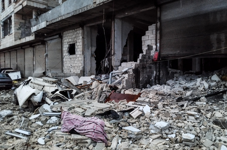 Сестра премьер-министра погибла с детьми, здания стали руинами, тысячи под завалами: землетрясение в Турции