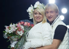 Женя Плющенко подружил сына с детьми Яны