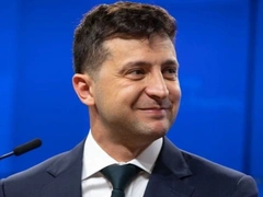 Усталый Владимир  Зеленский в свитере украсил обложку декабрьского номера журнала Time
