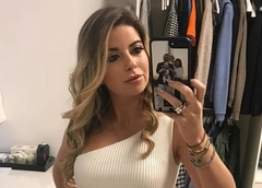 Галина Юдашкина показала новорожденного малыша