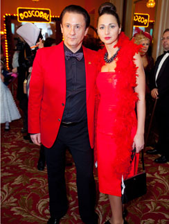 Олег Меньшиков с супругой Анастасией на Bosco Балу в отеле «Метрополь», 18 декабря