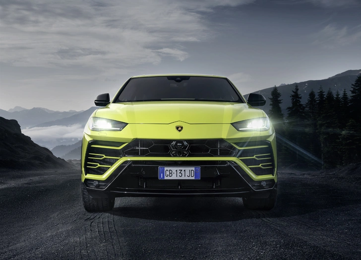 Тест-драйв: не разбирая дорог — путешествие на суперкроссовере Lamborghini Urus