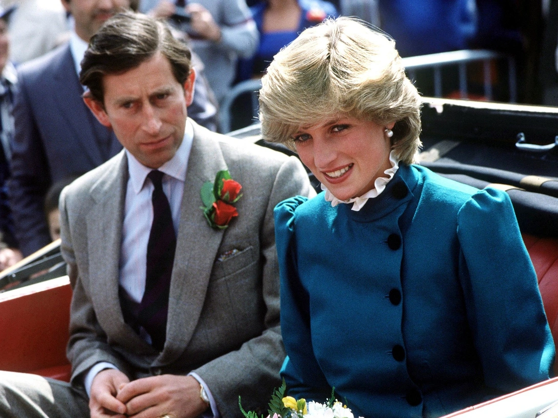 Принц и принцесса Уэльские наносят официальный визит в Корнуолл, май 1983 | marieclaire.ru