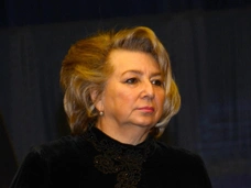Тарасова о выздоровлении Костомарова: «Он держится, молодец, но потихоньку идет, не быстро»