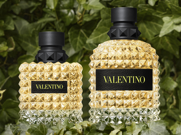 Фото №1 - Ароматы дня: Born in Roma Yellow Dream Donna & Uomo от Valentino