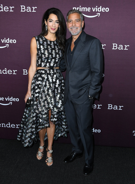 «Мне повезло с партнером»: Джордж и Амаль Клуни вышли в свет впервые за три года