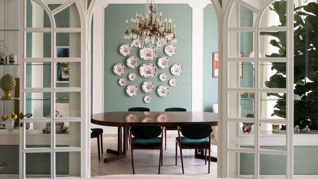 Как вписать настенные тарелки в интерьер | mcmaison.ru