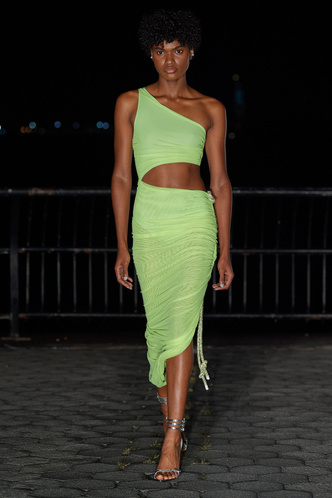 Ода женственности: коллекция Prabal Gurung SS22
