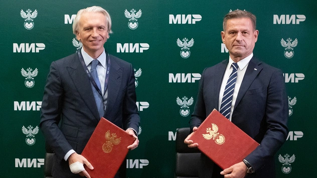 Платежная система «Мир» продлила партнерство со сборной России по футболу еще на три года