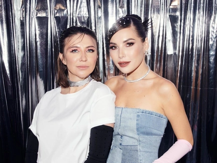 Блиновская украла наряд Шейк, Малинин и Титов восстали из пепла: Карина Нигай закатила вечеринку