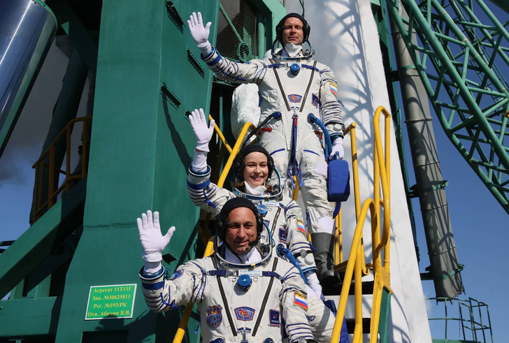 Поехали! Онлайн-трансляция полета в космос Юлии Пересильд и Клима Шипенко