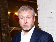 Абрамович в числе везунчиков: пять знаков зодиака, которые чаще других становятся миллиардерами