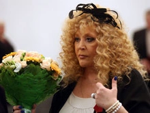 Алла Пугачева подает в суд на правительство Петербурга