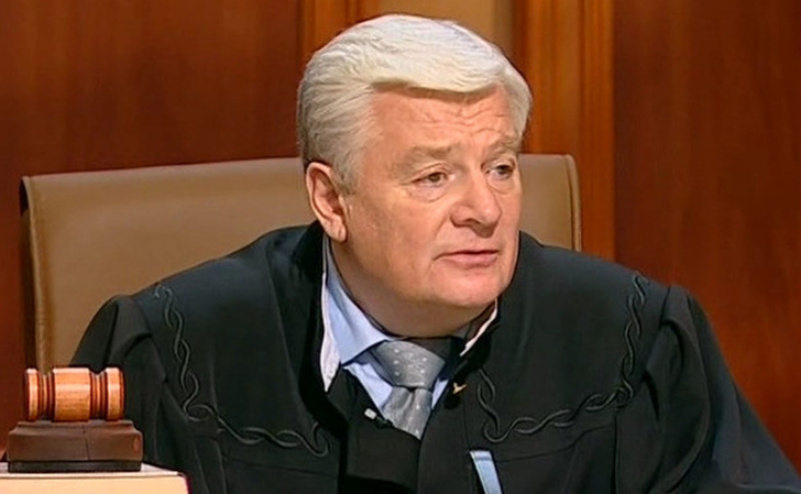 Скончался судья Валерий Степанов из передачи «Суд присяжных»