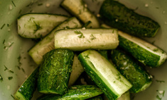 Готовим малосольные огурцы: быстро и вкусно