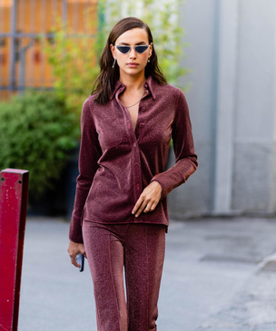 Обворожительная Ирина Шейк намекает, к каким вещам из новой коллекции H&M Studio обязательно стоит присмотреться