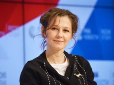 Эйфория Полины Агуреевой: главные роли, расставание с Вырыпаевым и свадьба с молодым коллегой