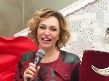 Беременная Алла Довлатова «отвоевала» машину