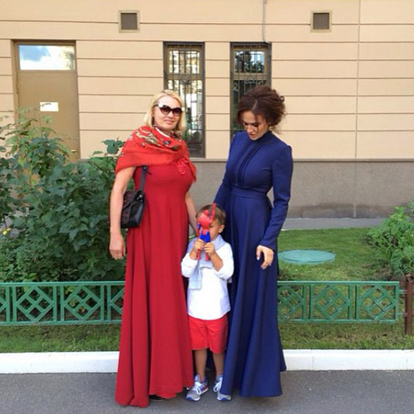 Лариса Водонаева с дочерью Аленой и внуком Богданом