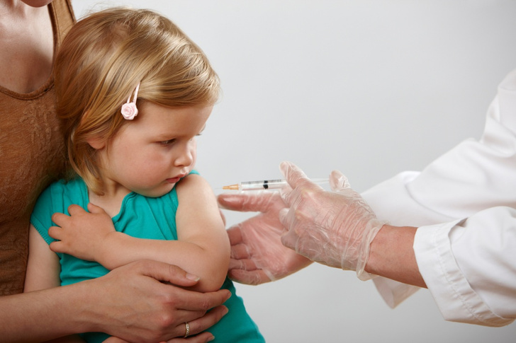 Более 100 тысяч детей получили прививку против коклюша в 2019 году