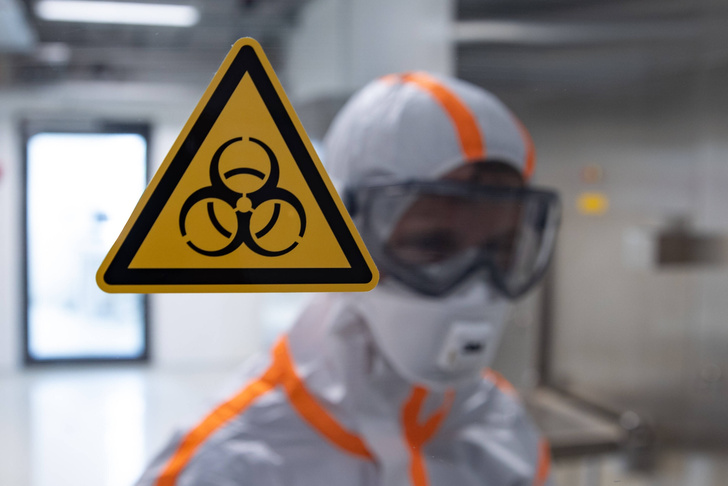 Вирус Эбола может годами «дремать» в человеческом организме