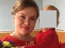 34-летняя солистка группы «Росичи» Елизавета Кутурова выпала с дочкой с 10 этажа