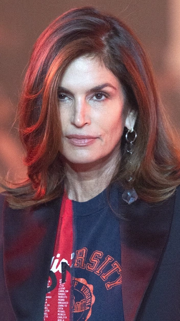 Синди Кроуфорд, 57 лет