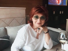 Елена Степаненко после развода похорошела и стала неузнаваема