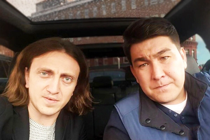 Мусагалиев и Дорохов поддержали шутку Харламова относительно «голой ввечеринки» 