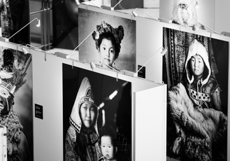 В Женеве открылась выставка «Мир в лицах»