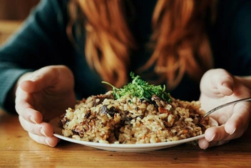 «Три тысячи раз готовила мужу плов, а он этого не помнит. Как такое возможно?»