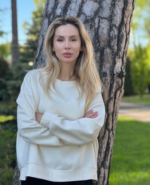 Светлана Лобода больше не приедет в Россию: провожаем певицу, перелистывая ее фото