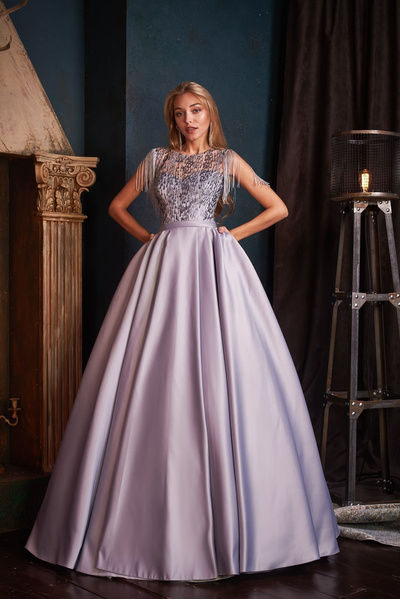 Принцесса и «зефирка»: 6 неудачных фасонов платья на выпускной, которым стоит сказать «пока»
