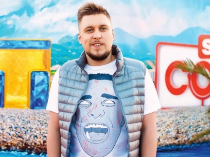На уроках Александр Незлобин с пистолетом нападал на учителей