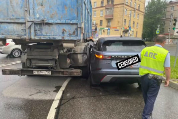 Черная полоса: расставшаяся с мужем Евгения Лоза попала в аварию