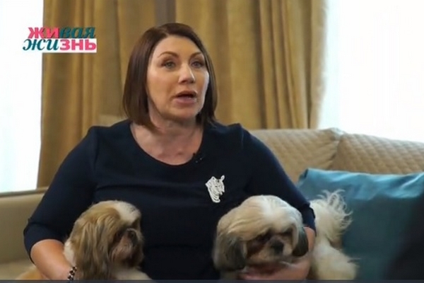 Роза Сябитова со своми собаками