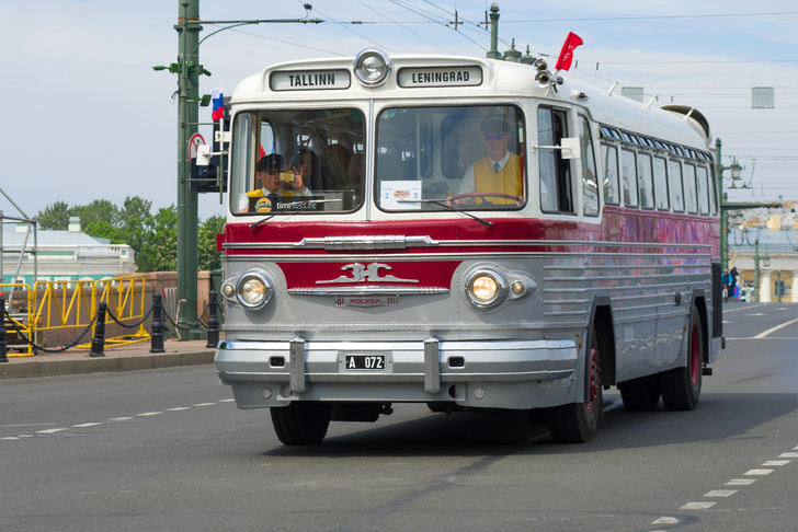 Общественный транспорт: 5 автобусов родом из СССР