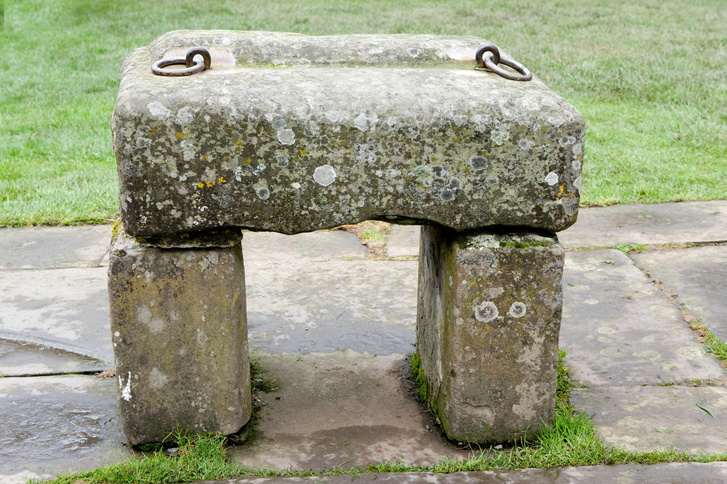 Знаки на Камне Судьбы: на реликвии британских королей разглядели неизвестные ранее символы
