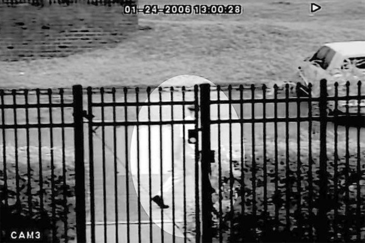 Загадка Дженнифер Кесси: девушка пропала из собственной квартиры, на улице нашли лишь брелок