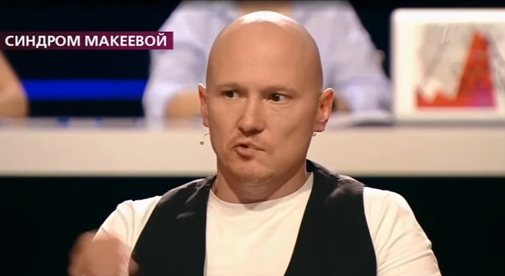 Андрей просит прощения у супруги