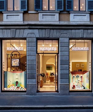 Лука Никетто оформил витрины миланского бутика Hermès
