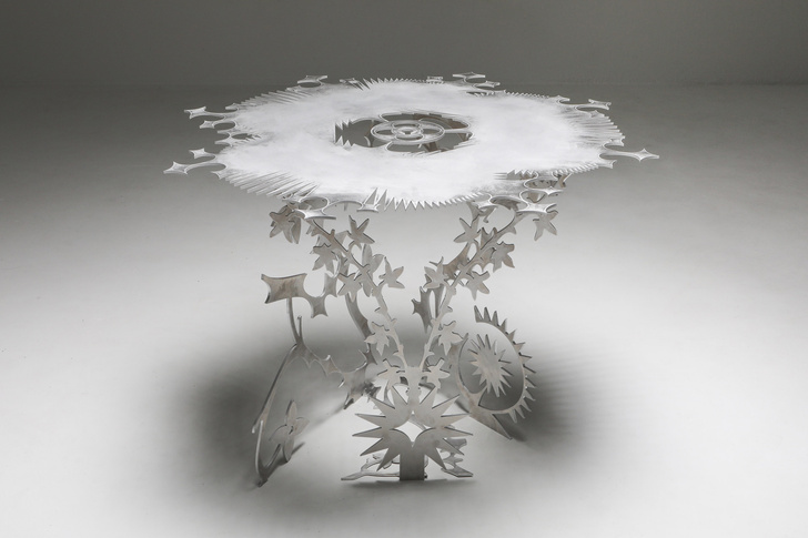 Ornamentum: коллекция ажурной мебели из алюминия