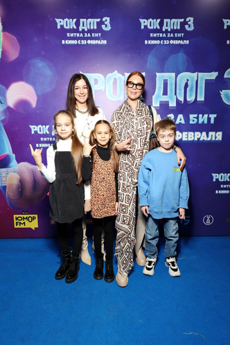 Пока Прилучный радуется новому отцовству, Агата Муциенице проводит выходные с детьми: премьера «Рок дог 3: Битва за бит»