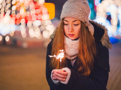 Одинокий Новый год: как справиться с тоской тем, кто отмечает праздник один?