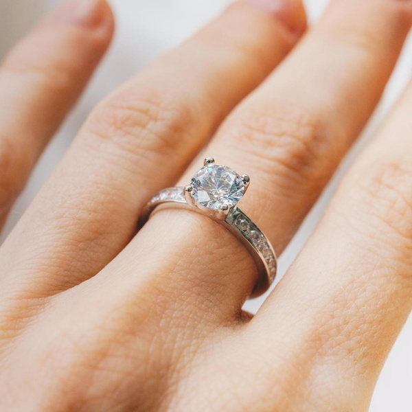 [тест] Выбери обручальное кольцо и узнай, сколько мужчин позовут тебя замуж