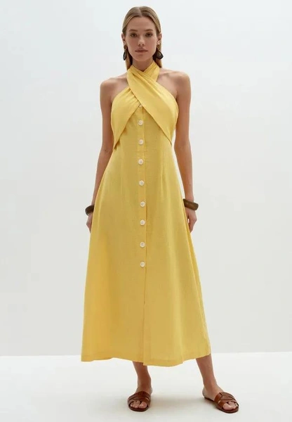 Платье ZarinaЦена: 3 999 руб.Где купить: lamoda.ru