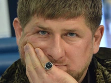 Рамзан Кадыров готов приютить жирафа, которому грозит смерть
