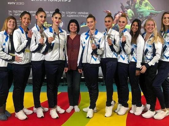 Ирина Вигдорчик и гимнастки из сборной Израиля