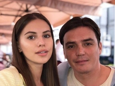 Саша Артемова объяснила, почему не разводится с Евгением Кузиным