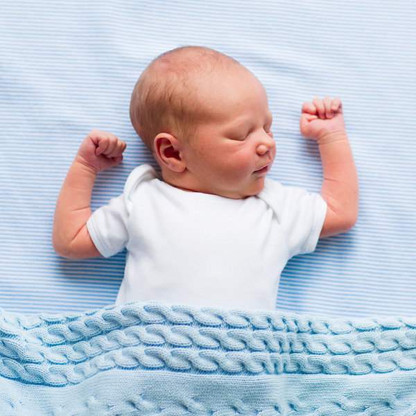 Ребенок в 7 месяцев очень сильно потеет — 9 ответов | форум Babyblog